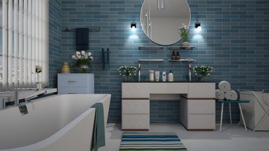 Opgrader dit badeværelse med moderne brusepanel og toiletbørsteholder