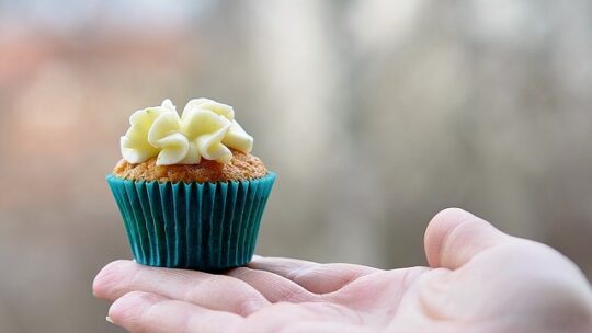 Fondant vs. buttercream: Hvad er bedst til at dekorere kager?